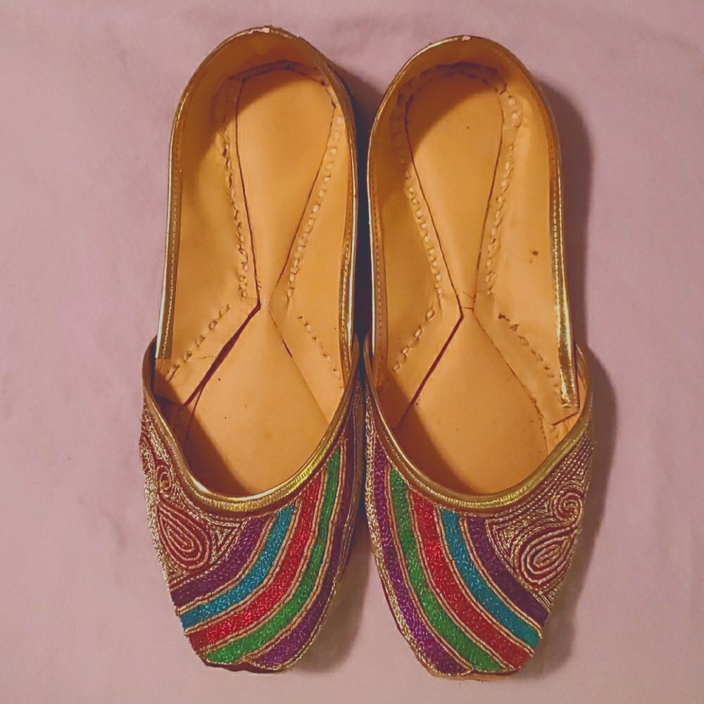Handcrafted Ethnic Leather Indian Shoes